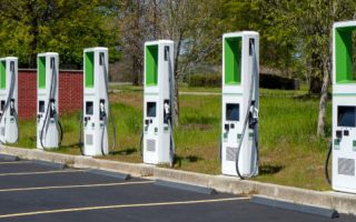 Se former à l’installation de bornes de recharges pour véhicules